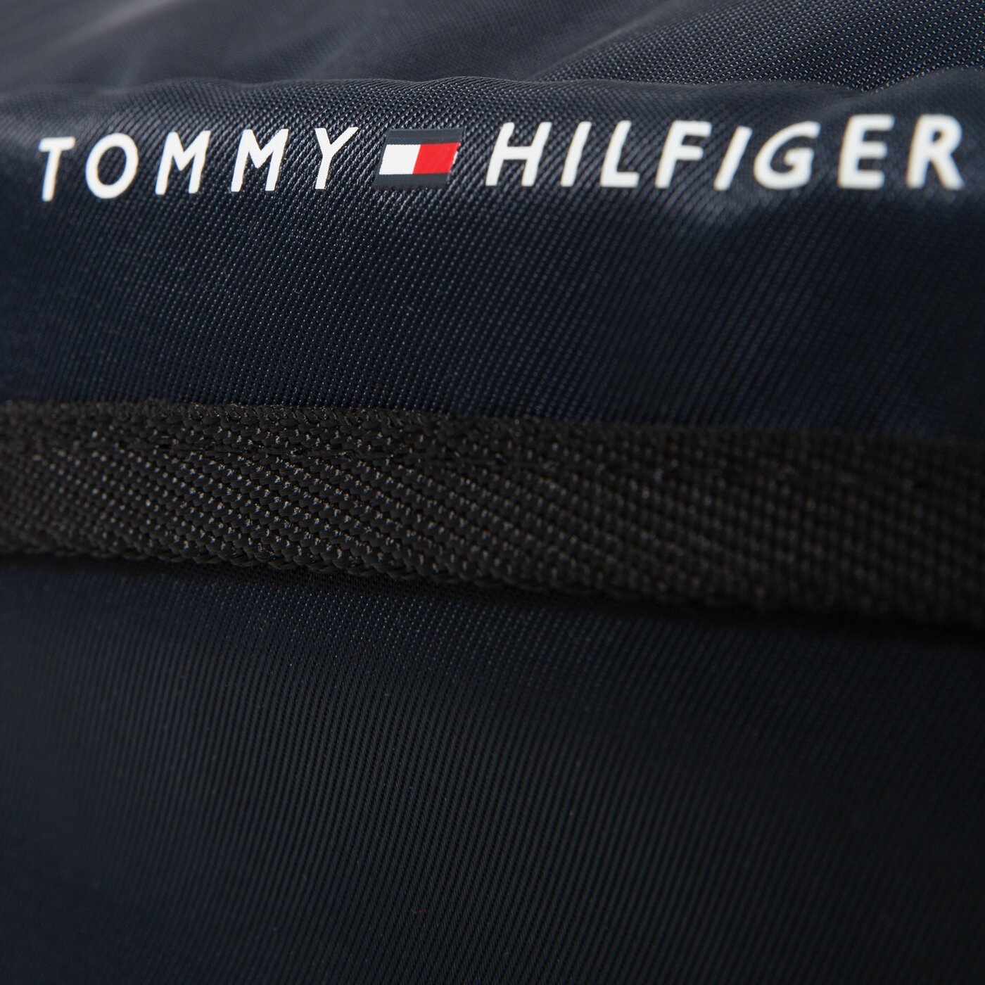 Tommy Hilfiger Torebka Th Skyline Crossbody Kolor Granatowy