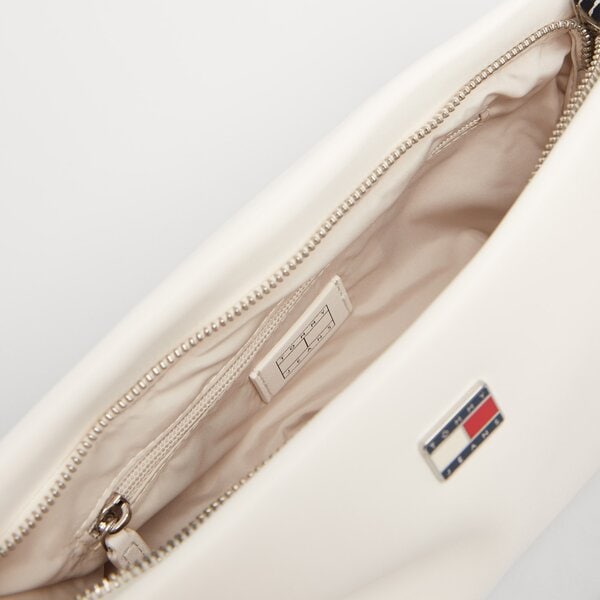 Damska torebka TOMMY HILFIGER TOREBKA TJW CITY-WIDE SHOULDER BAG aw0aw15937ybh kolor biały