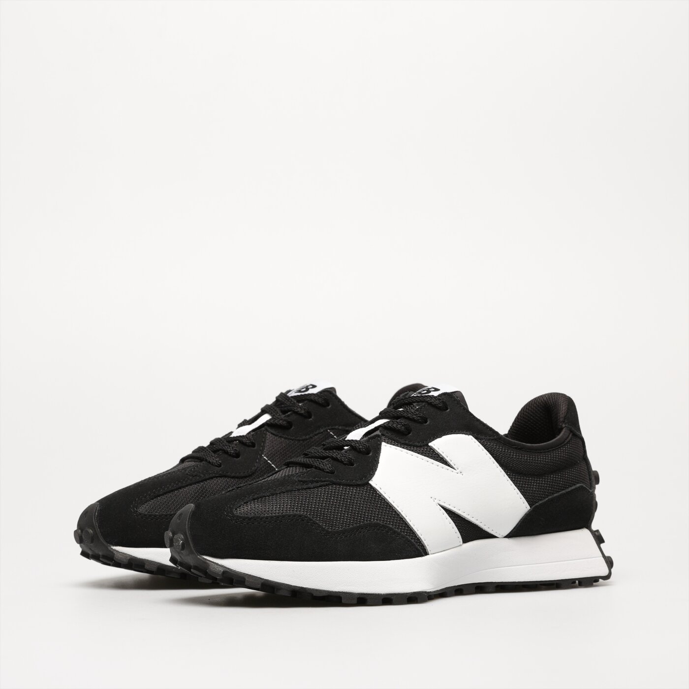 New buy Balance 327 in black