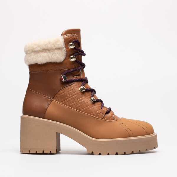 Damskie botki / sztyblety TOMMY HILFIGER HEEL LACED MONOGRAM BOOT fw0fw06790gtu kolor brązowy