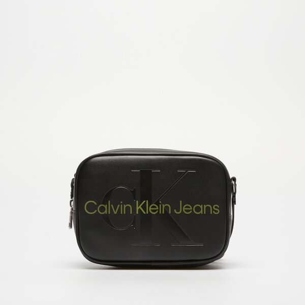 Damska torebka CALVIN KLEIN TOREBKA SCULPTED CAMERA BAG18 MONO k60k6102750gx kolor czarny