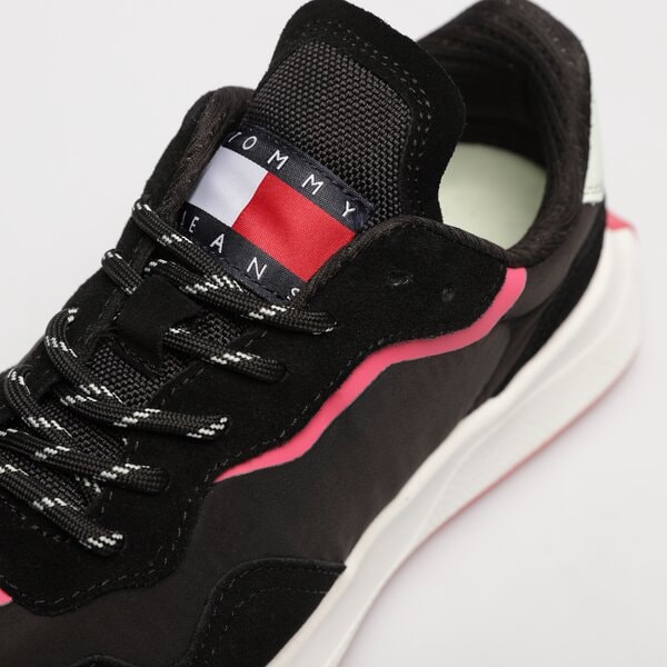 Damskie sneakersy (buty) TOMMY HILFIGER TOMMY JEANS WMNS NEW RUNNER en0en021430gj kolor czarny