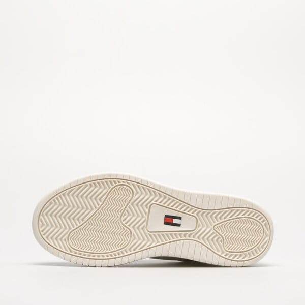 Damskie sneakersy (buty) TOMMY HILFIGER TJW RETRO BASKET FLATFORM CHARM en0en02245ybl kolor biały