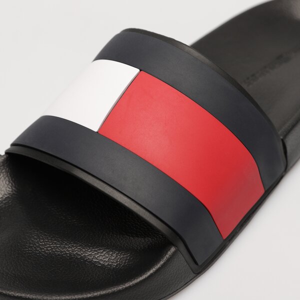 Męskie klapki TOMMY HILFIGER RUBBER TH FLAG POOL SLIDE fm0fm04263bds kolor czarny