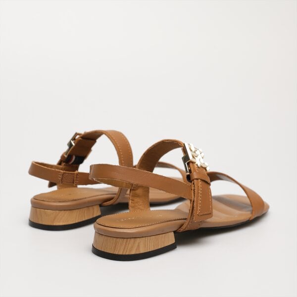 Damskie sandały TOMMY HILFIGER HARDWARE FLAT SANDAL fw0fw07094gu9 kolor brązowy