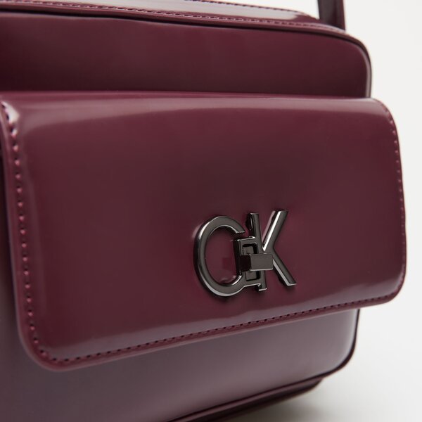 Damska torebka CALVIN KLEIN TOREBKA CK LINEAR CROSSBODY SAFFIANO k60k612544vlp kolor bordowy