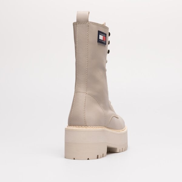 Damskie botki / sztyblety TOMMY HILFIGER TOMMY JEANS FLATFORM PADDED BOOT en0en01954pkf kolor beżowy